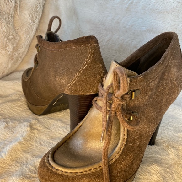 Beautiful ankle boots handcrafted in Brazil with legit leather - Picture 5 of 9